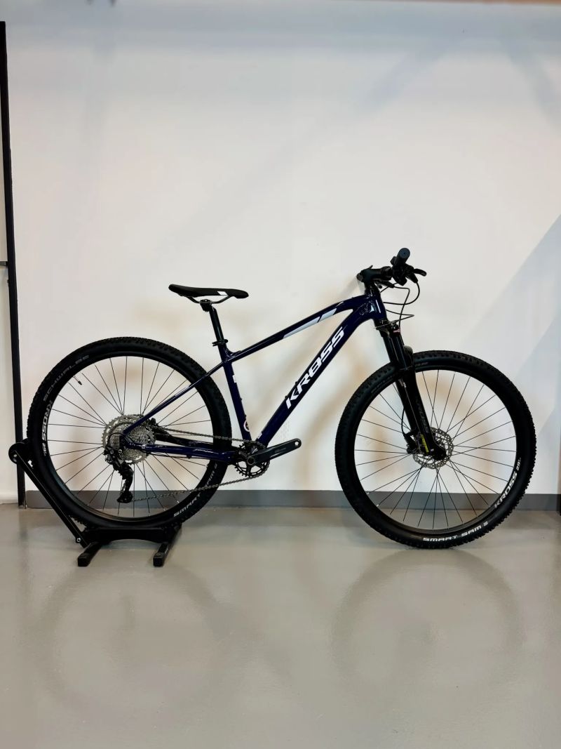 Kross Level 4.0 Navy blue/White - M