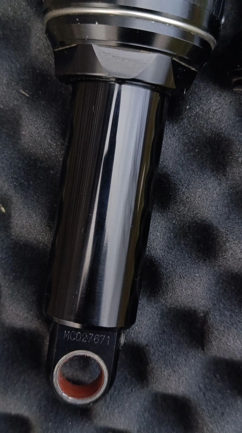 tlumič Manitou Mara Pro 216x63