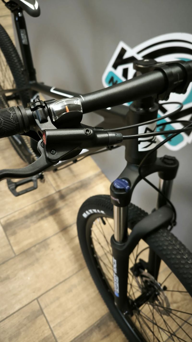 MRX Jangr 27 1x10 2025 S-Ride černo-bílý