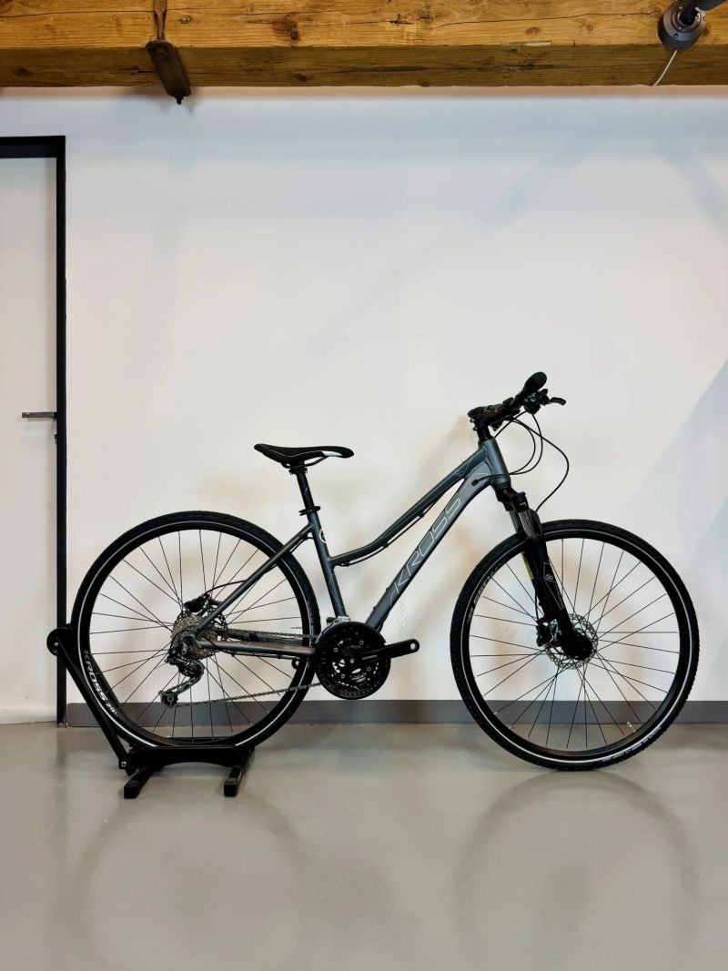 Kross Evado 6.0 šedá - M