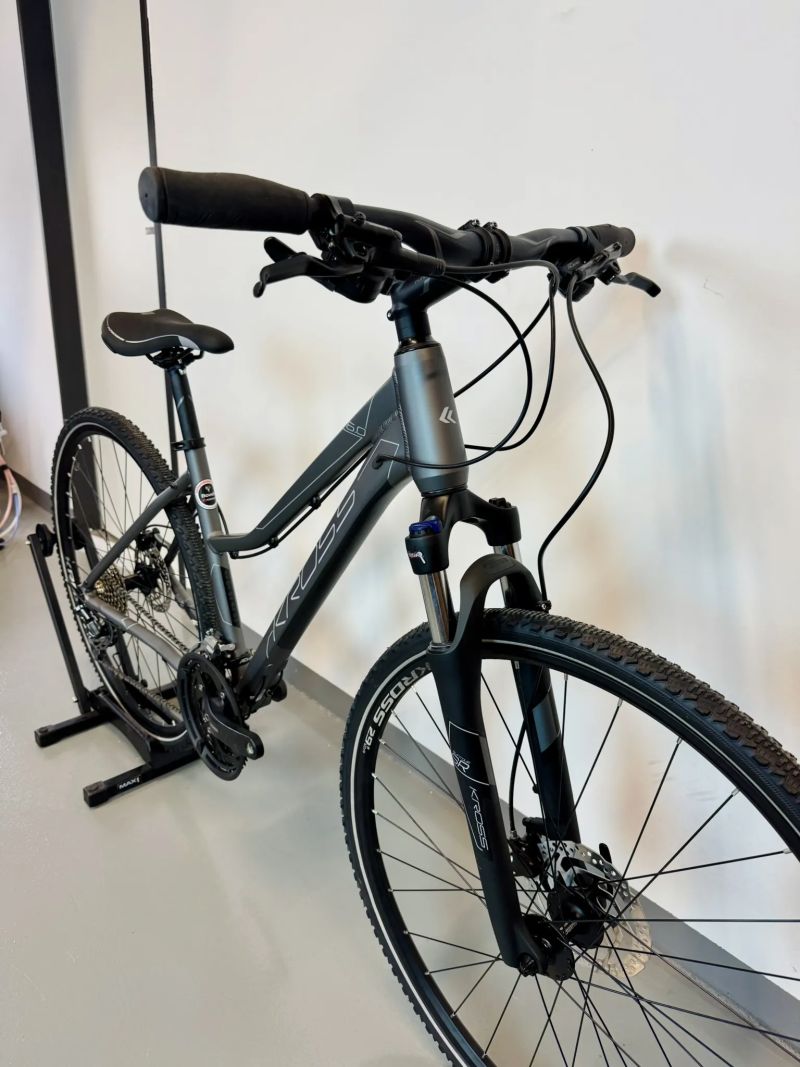 Kross Evado 6.0 šedá - M