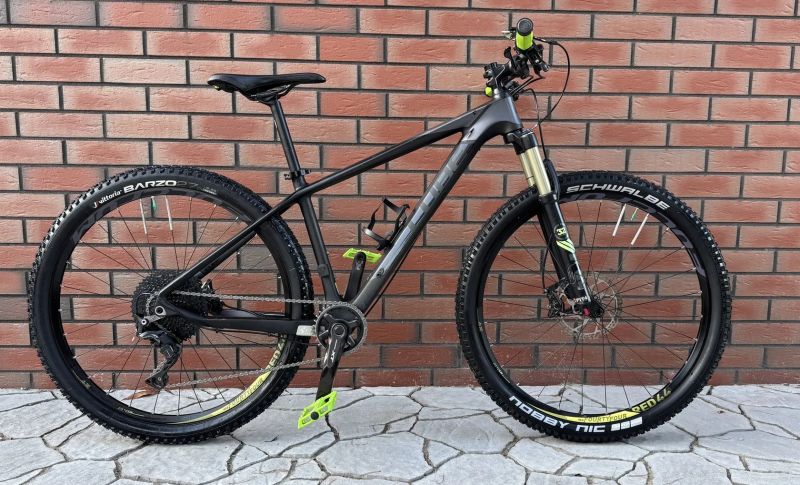 CUBE GTC SL CARBON, kola 27.5“, vel.16“, komplet XT, FOX, PEVNÉ OSY, 10Kg.