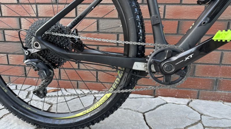 CUBE GTC SL CARBON, kola 27.5“, vel.16“, komplet XT, FOX, PEVNÉ OSY, 10Kg.