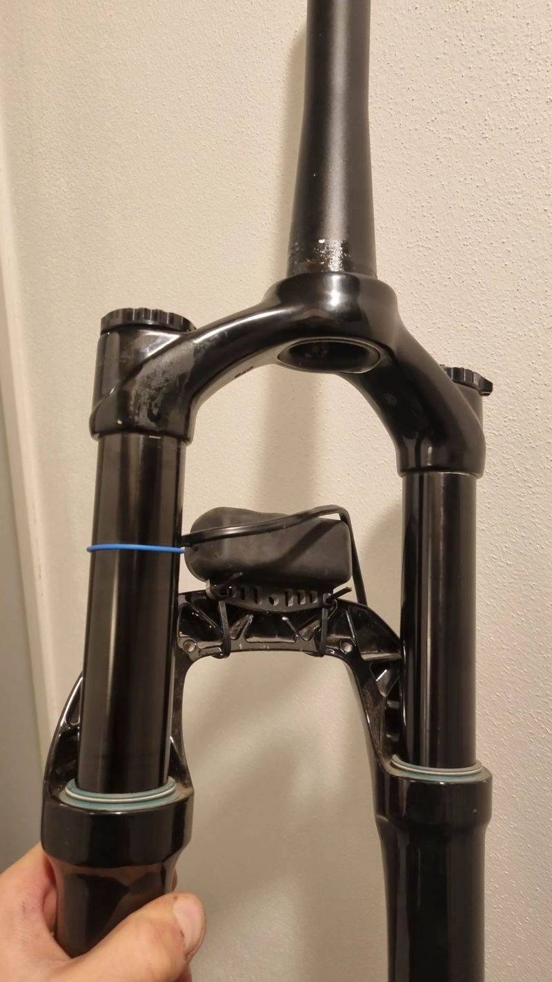 Cane Creek Helm MKII Air 29 Odpružená Vidlice/Suspension Fork