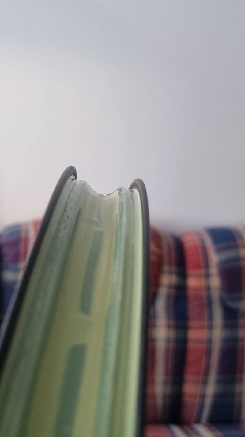 Přední náboj Tout Terrain + 29palcový ráfek WTB