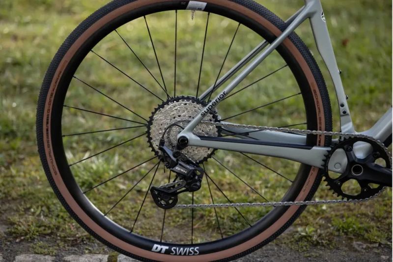 🔥🔥 SLEVA 17.000 -25% 🔥🔥 Superior XR 9.5 GR / Matte Green Grey / Green - L / XL