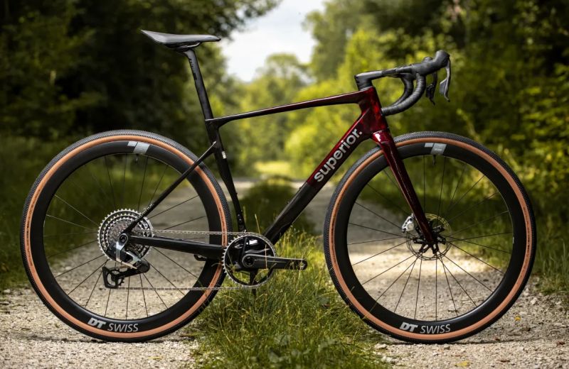 Karbonový gravel Superior XR 9.9 GR. Nový. Pův. cena 194.990 Kč