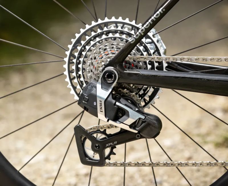 Karbonový gravel Superior XR 9.9 GR. Nový. Pův. cena 194.990 Kč