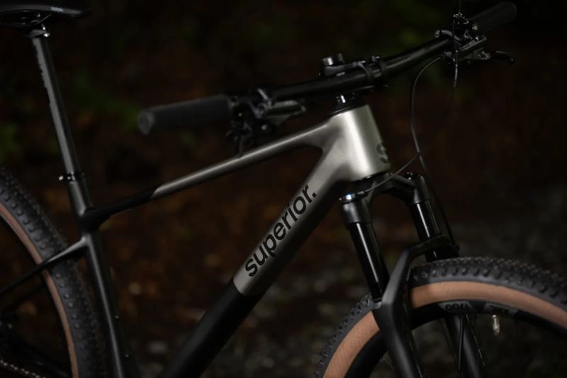 Karbonové MTB Superior XP 9.8 Shimano XT Di2. Nový. Původní cena 109.990 Kč