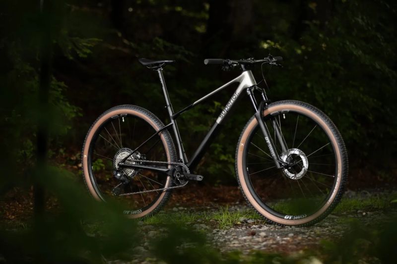 Karbonové MTB Superior XP 9.8 Shimano XT Di2. Nový. Původní cena 109.990 Kč