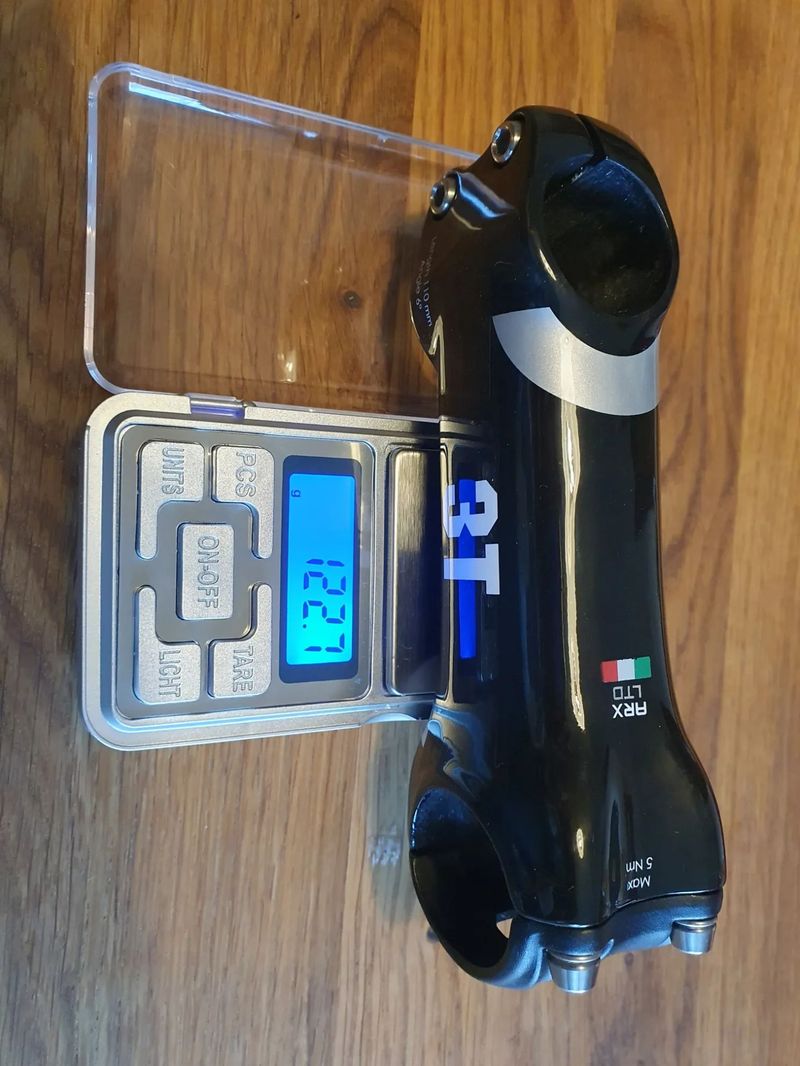 Karbonový silniční představec 3T