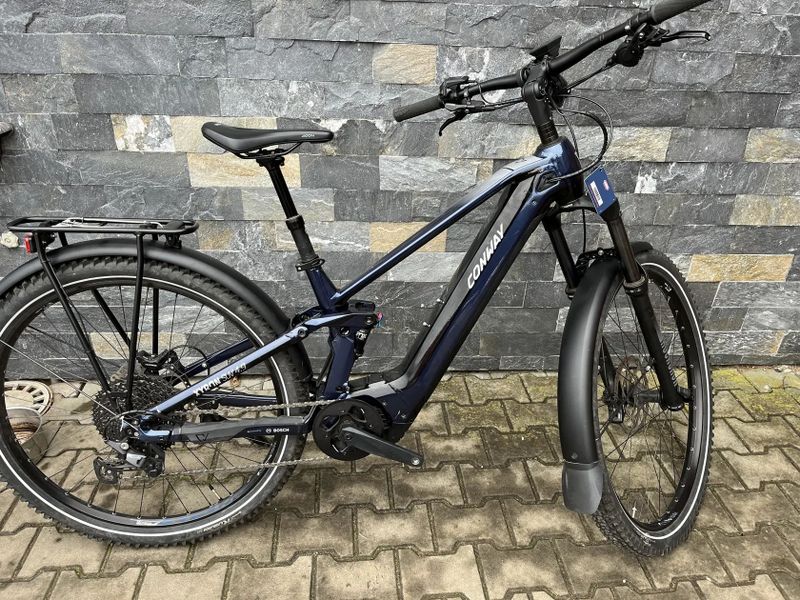 Celoodpružené elektrokolo Conway