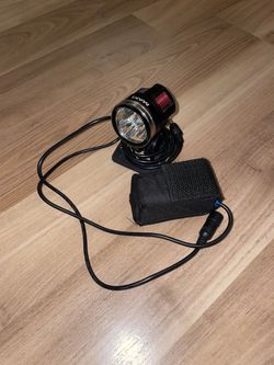 Prodám světlo Max1 Fighter 3 LED 1600 Lm