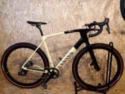 CANYON GRAIL CF SL AXS, SRAM Rival eTap, velikost rámu L