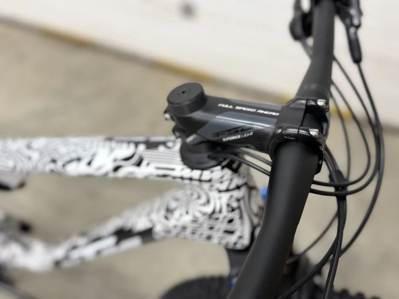 KTM Scarp Evo III MT Exonic Proto