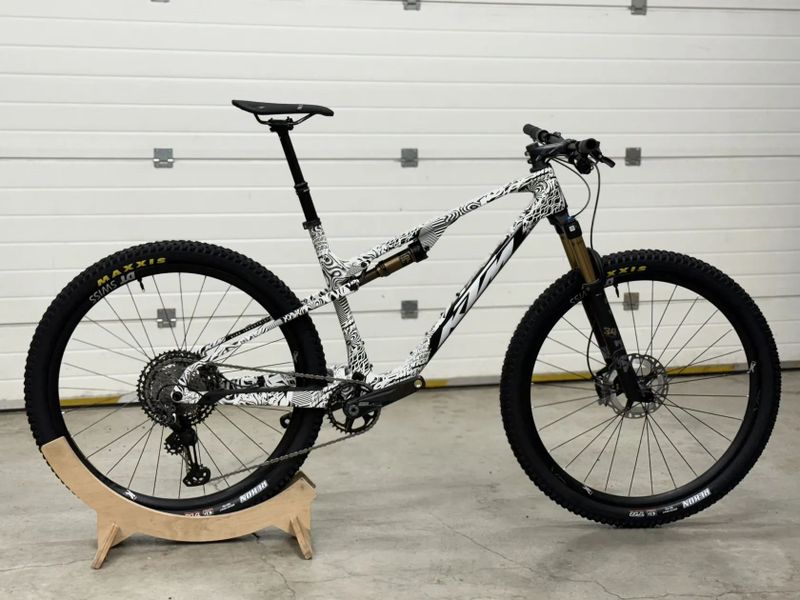 KTM Scarp Evo III MT Exonic Proto