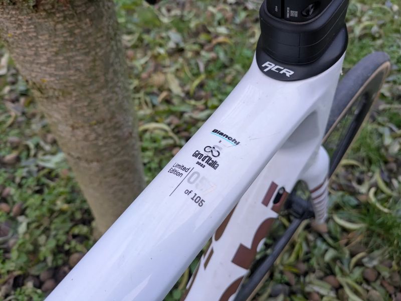 Bianchi Specialissima-Giro d'Italia 2022 Limited Edition (057/105)