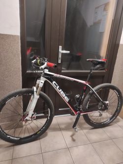 Cube Reaction GTC PRO CARBON (M) horské kolo