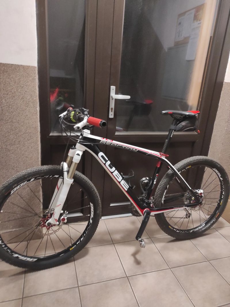 Cube Reaction GTC PRO CARBON (M) horské kolo