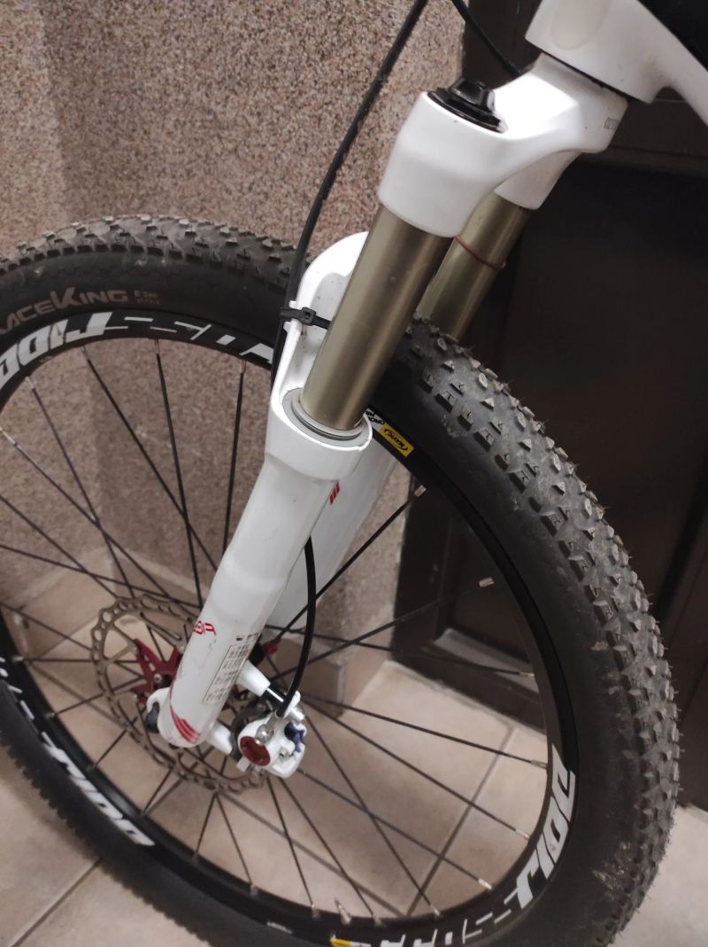 Cube Reaction GTC PRO CARBON (M) horské kolo