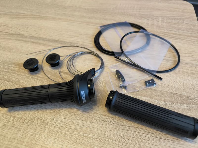 Otočné ovládání RockShox TwistLoc 2 Position Full Sprint (vidlice a tlumič), levé