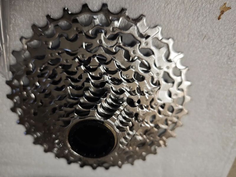 New Sram Rival axs E1 celá sada