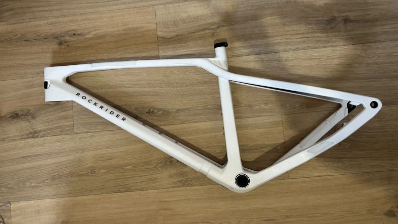 Karbonový rám Rockrider RACE900