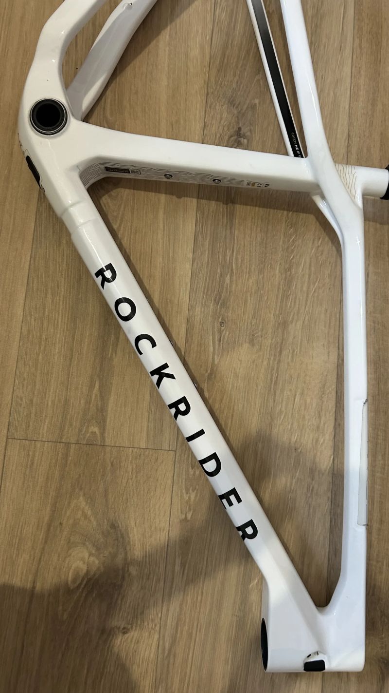Karbonový rám Rockrider RACE900