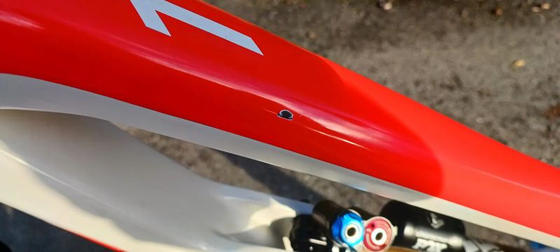 YT Industries Capra CF race pro