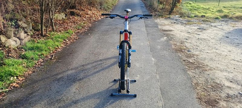 YT Industries Capra CF race pro