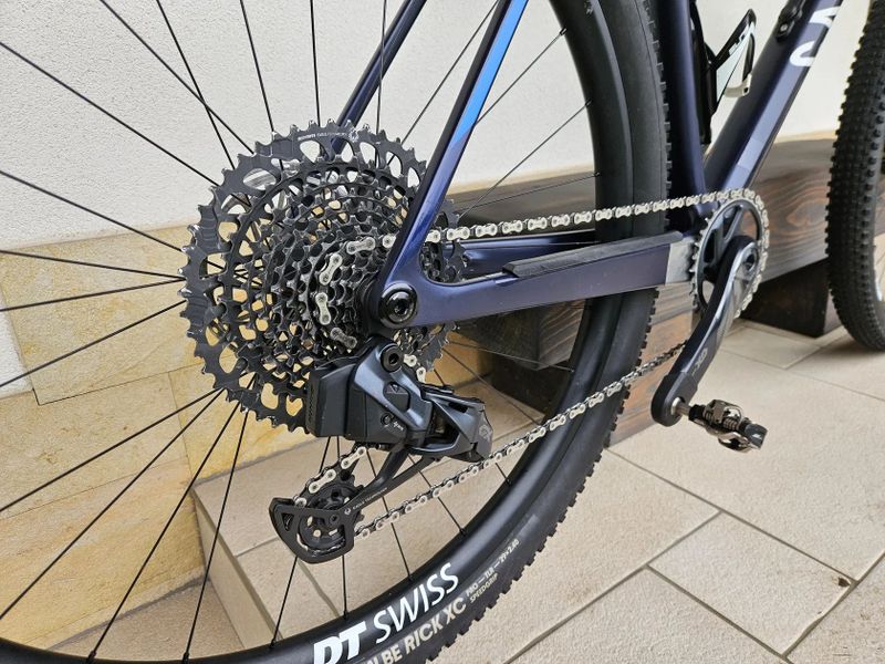 Canyon Xceed CF SLX - záruka