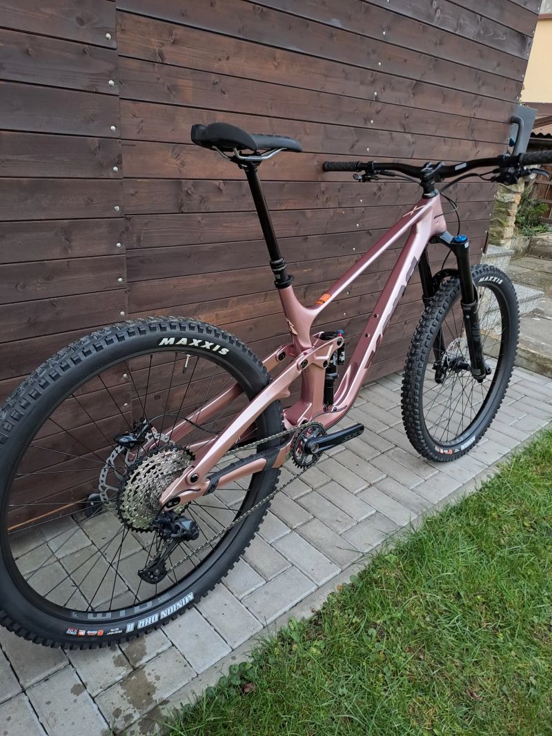 NOVÉ nikdy nejeté TOP enduro kolo Kona Process X CR v barvě rose / koal 29 er / velikost XL / 170mm