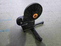 Trenažér Elite Avanti + Zwift Cog and Click + druhý ořech a 11s kazeta, záruka, doklad 