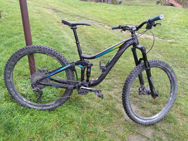 Giant Reign 2 GE 2018 Enduro Mountain Bike - zadané