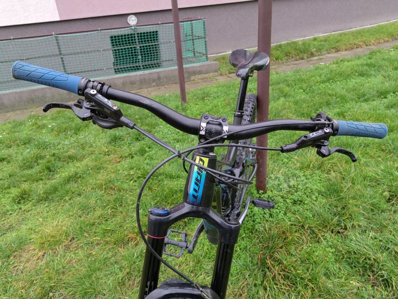 Giant Reign 2 GE 2018 Enduro Mountain Bike - zadané