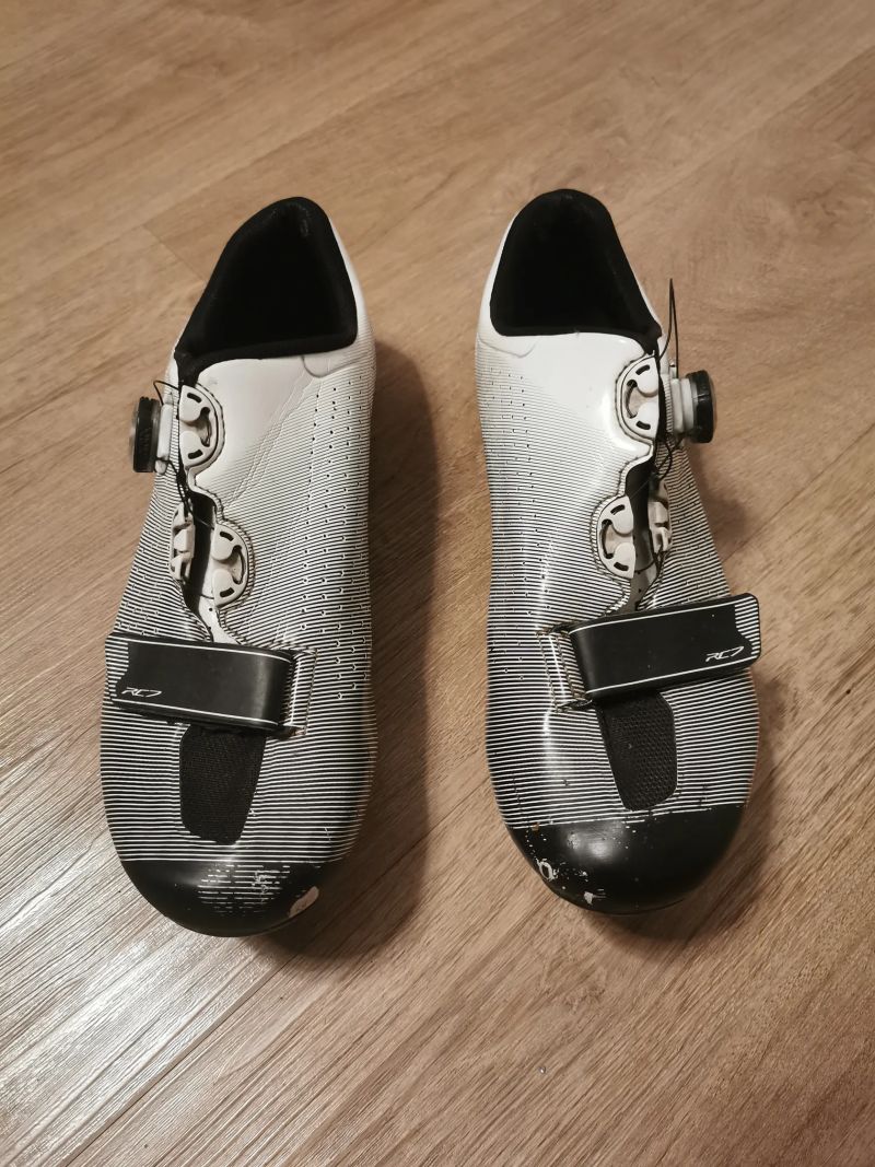 Shimano SH-RC700-S vel. 45