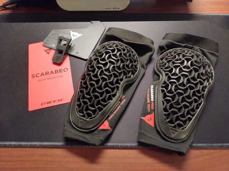 Dětské chrániče na kolena Dainese Scarabeo Pro vel. S