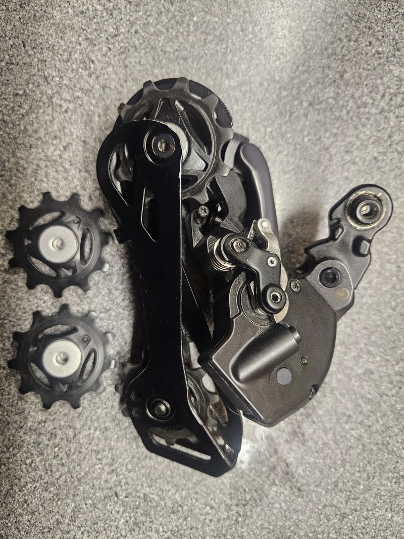Přehazovačka Shimano Ultegra, RD-R8150, 12s, Di2