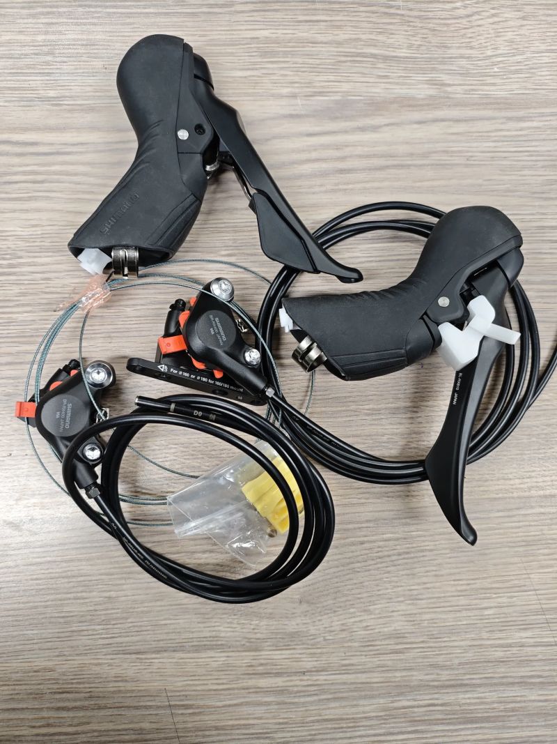 Brzdové a řadící páky Shimano GRX St-Rx610R/Br-Rx400R Dual Control 1x12