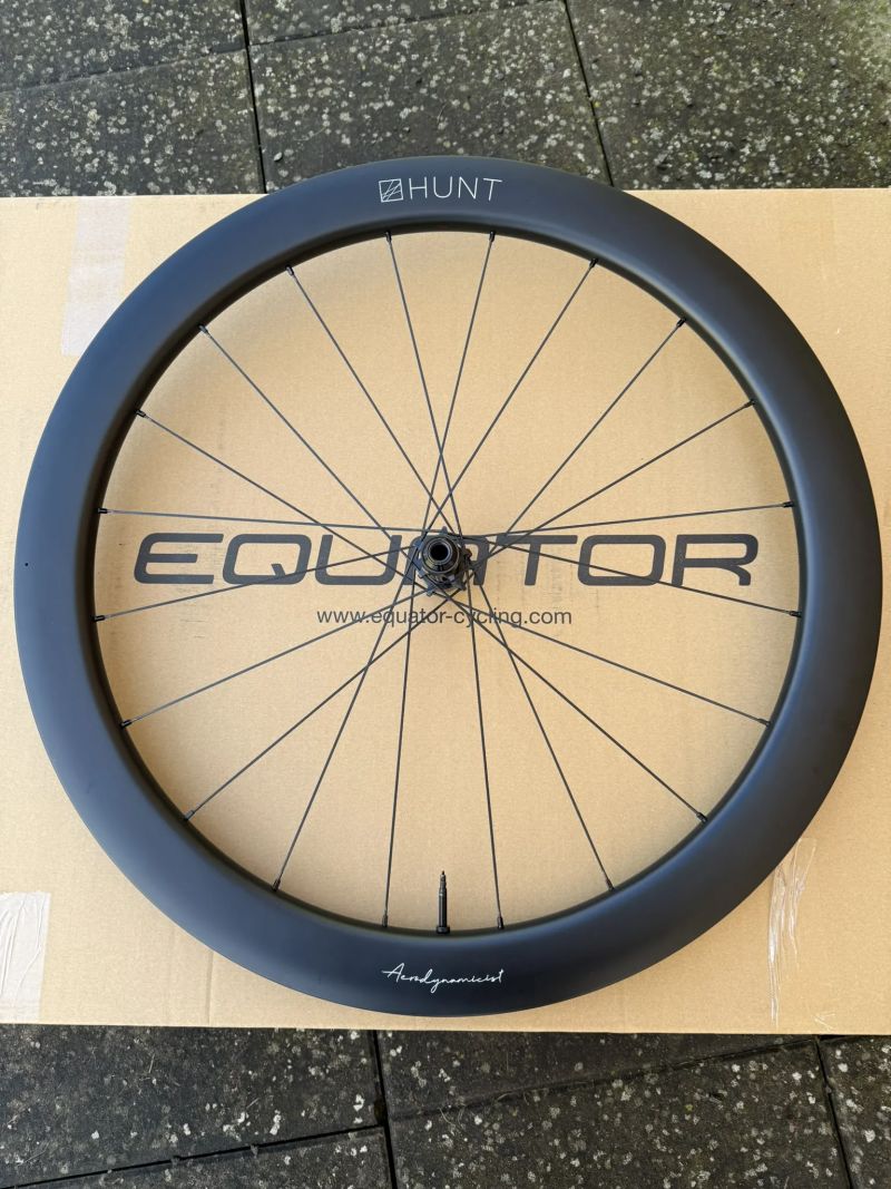 HUNT 54 Aerodynamicist Carbon Disc Wheelset