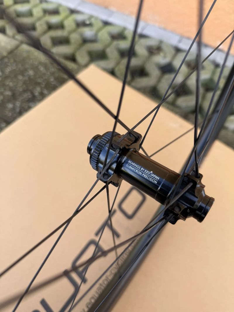 HUNT 54 Aerodynamicist Carbon Disc Wheelset