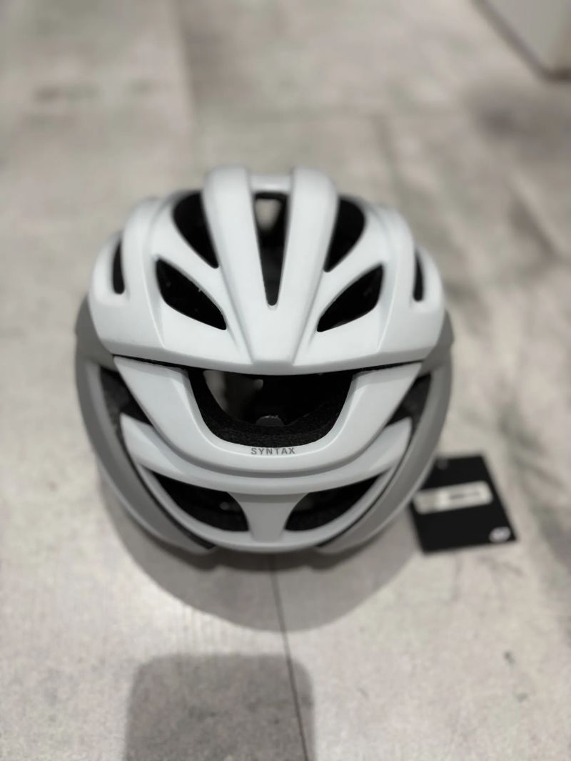 Giro Syntax, matte silver/white