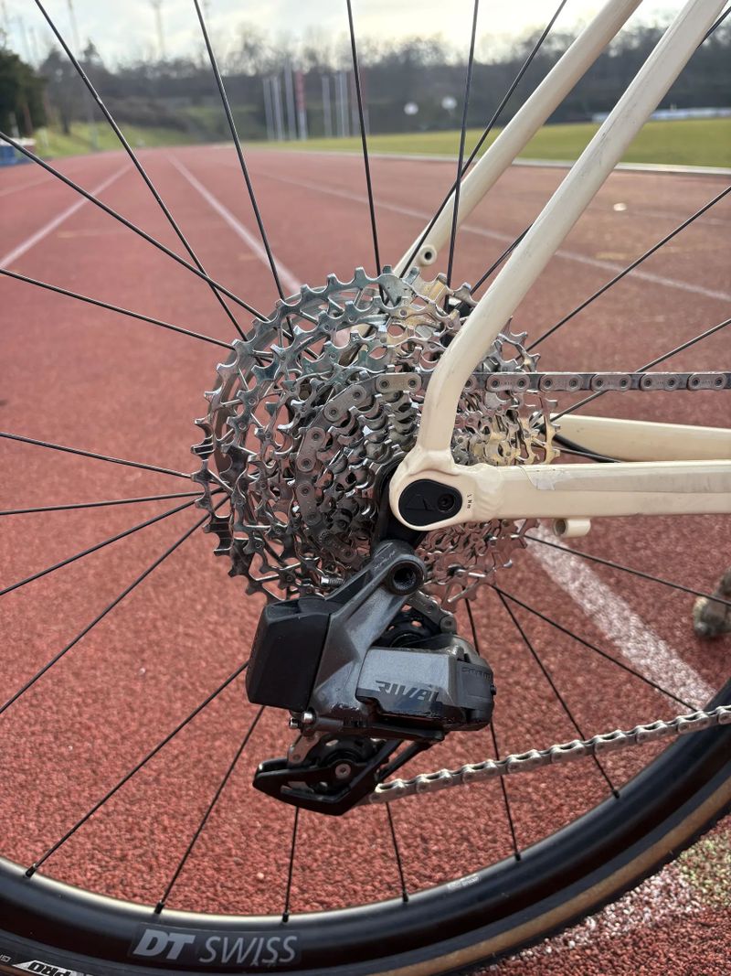 Prodám kolo Gravel - Canyon Grail 7 eTap Rival AXS | 2022