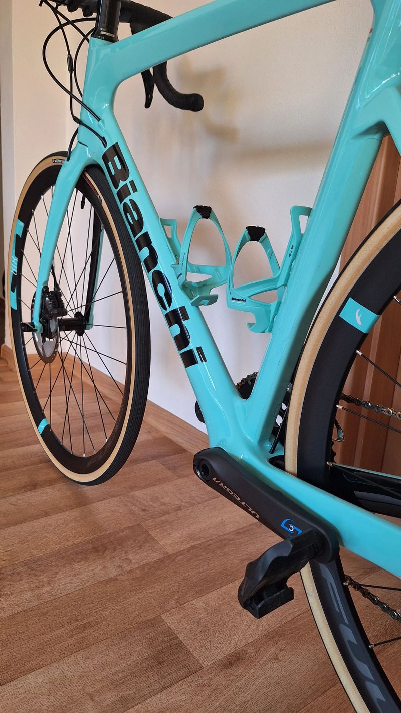 Bianchi Aria Disc Ultegra