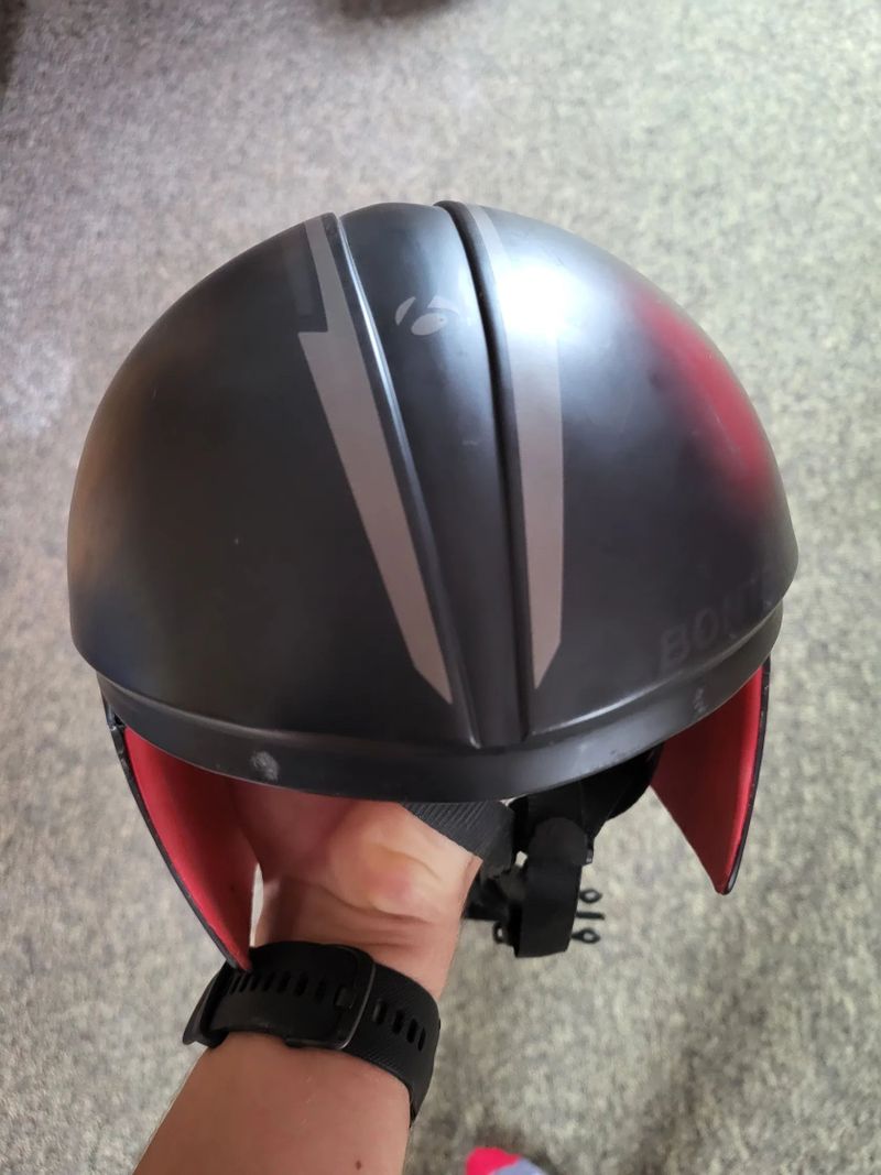 Prodám TT helmu Bontrager