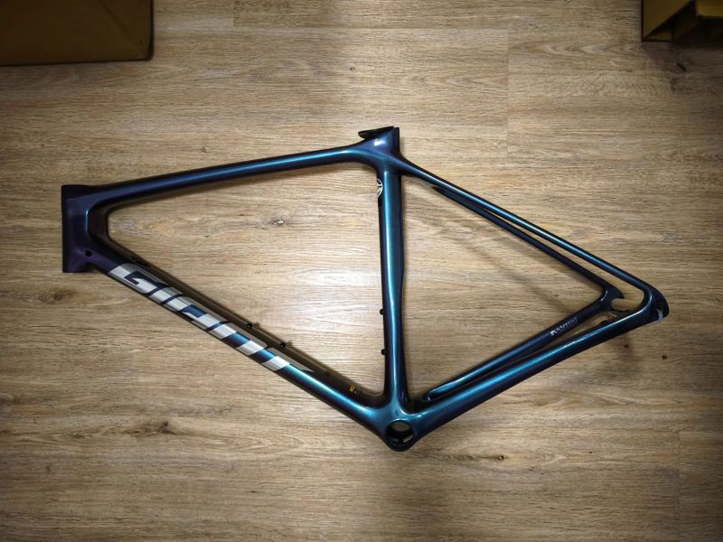 Rámová sada Giant TCR 2024 