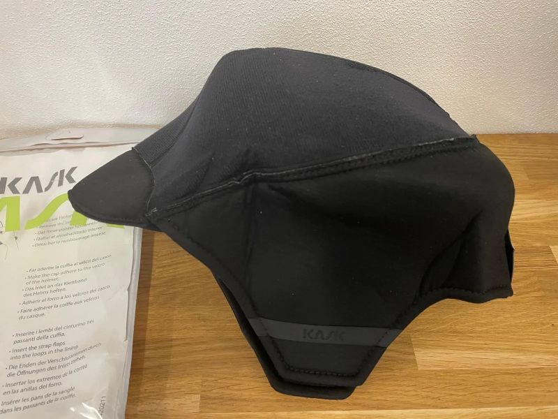 Kask Winter Cap zimní vložka přilby + Gore zateplené rukavice termo full fingers gloves