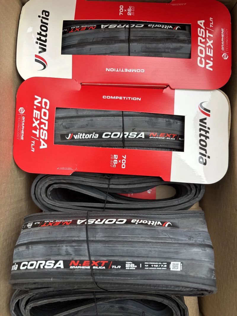 Vittoria Corsa, N.ext