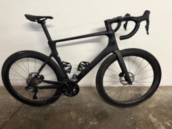 Silnicni karbonove horske kolo model 2026 velikost 58