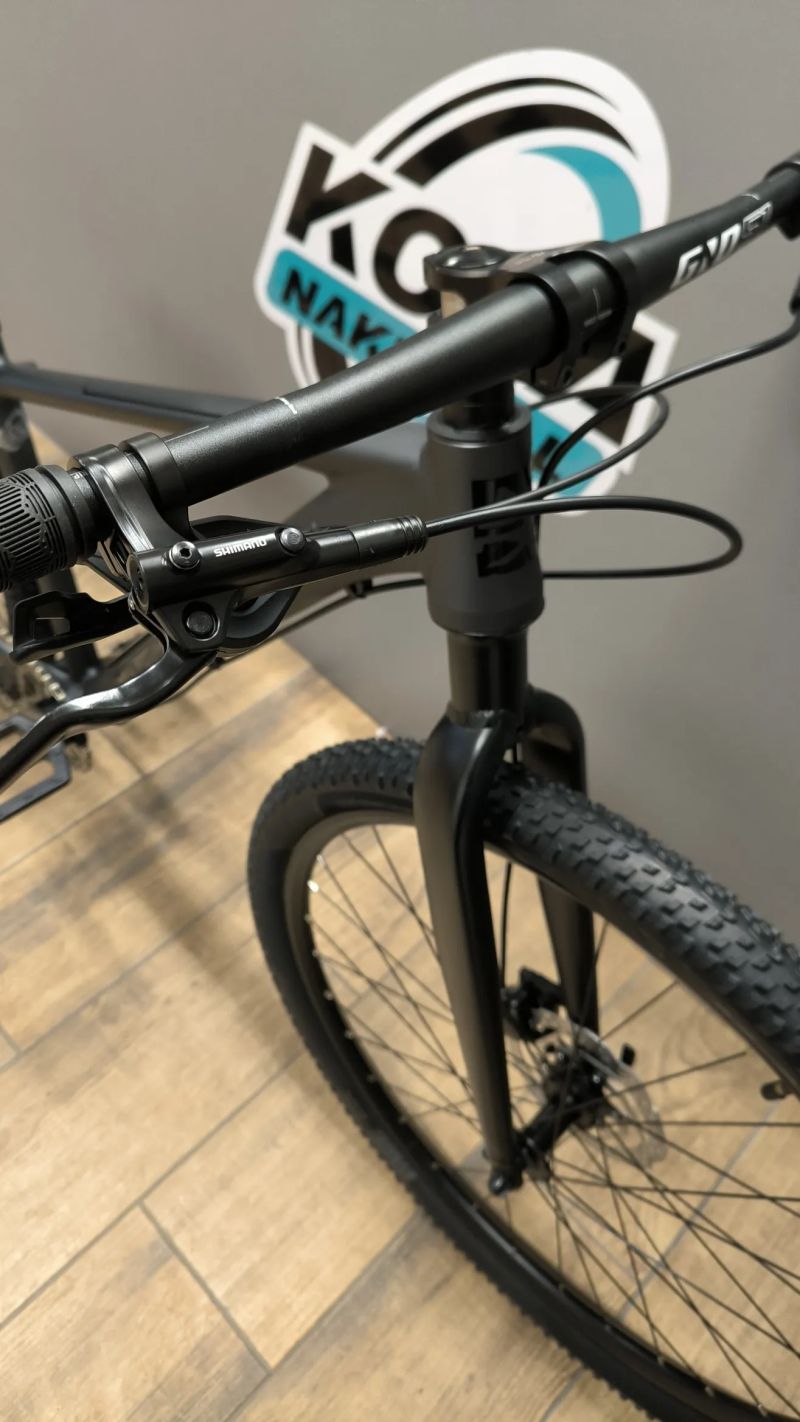 MRX Louer 27 1x10 2025